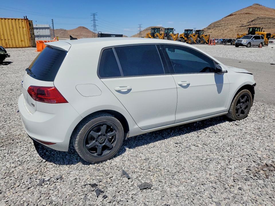 62094496 :رقم المزاد ، 3VW117AU6GM039515 vin ، 2016 Volkswagen Golf مزاد بيع