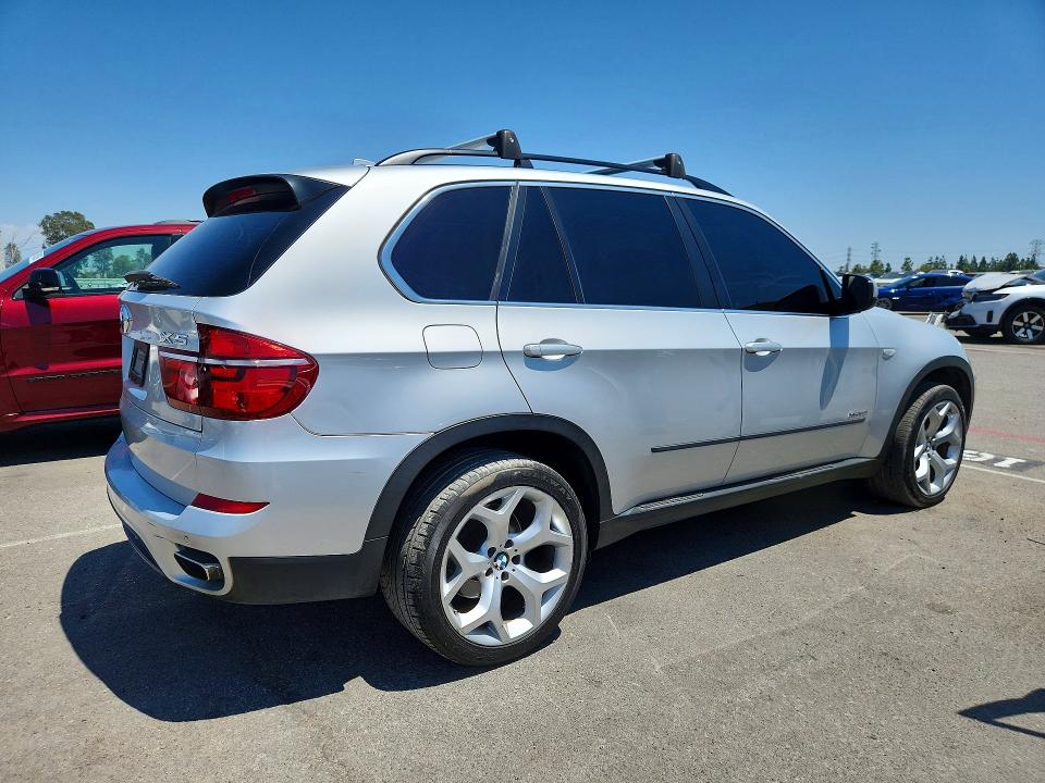62354876 :رقم المزاد ، 5UXZV8C52D0C14865 vin ، 2013 Bmw X5 مزاد بيع