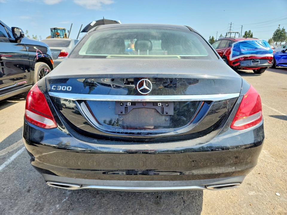 61977156 :رقم المزاد ، 55SWF4JB9GU157648 vin ، 2016 Mercedes-benz C مزاد بيع