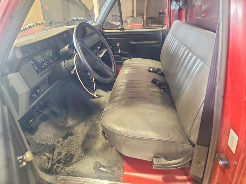 62234916 :رقم المزاد ، 1FTDF15Y4FLA57328 vin ، 1985 Ford F150 مزاد بيع