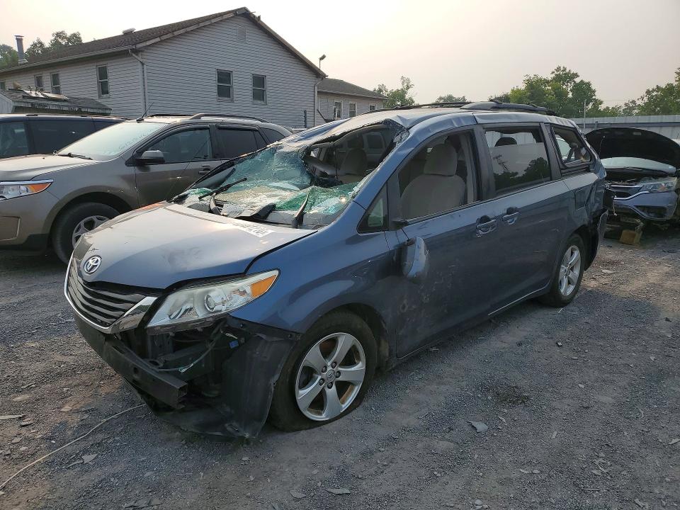 2013 Toyota Sienna მანქანა იყიდება აუქციონზე, vin: 5TDKK3DC9DS404992, აუქციონის ნომერი: 60461216