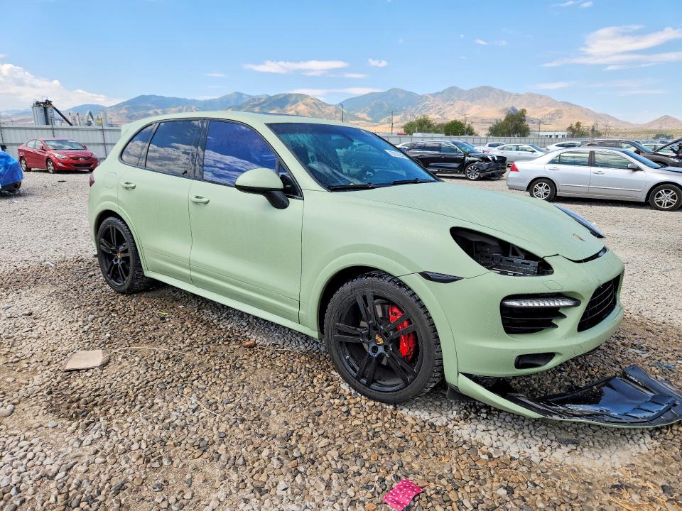 62653546 :رقم المزاد ، WP1AD2A27ELA78087 vin ، 2014 Porsche Cayenne مزاد بيع