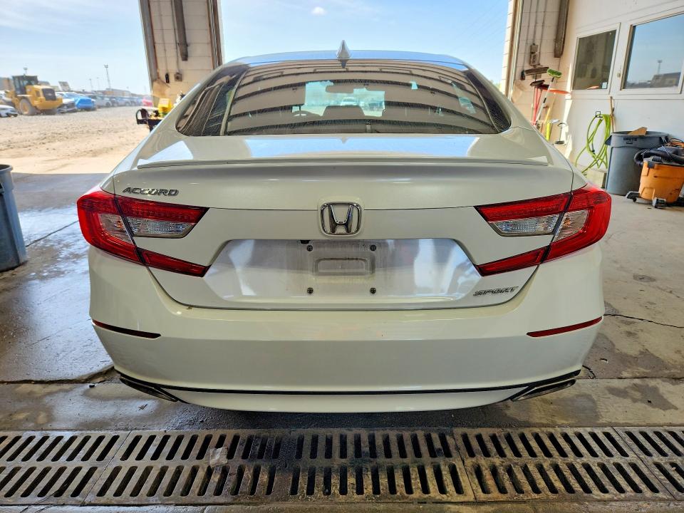 Продажа на аукционе авто 2019 Honda Accord, vin: 1HGCV1F37KA047921, номер лота: 60825976
