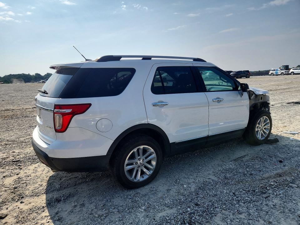 62442976 :رقم المزاد ، 1FM5K7D84EGB77069 vin ، 2014 Ford Explorer مزاد بيع