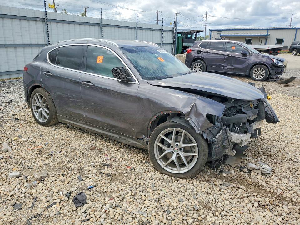 Продаж на аукціоні авто 2018 Alfa Romeo Stelvio, vin: ZASFAKAN1J7B73748, номер лоту: 62029096