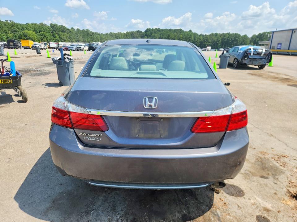 62347456 :رقم المزاد ، 1HGCR2F88FA126834 vin ، 2015 Honda Accord مزاد بيع