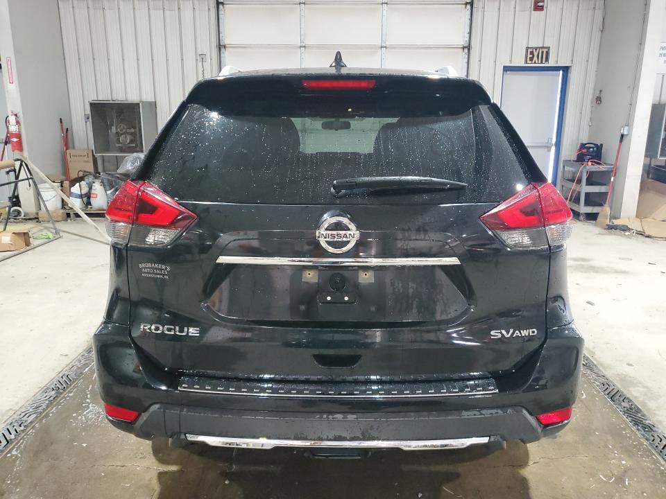 Продаж на аукціоні авто 2017 Nissan Rogue, vin: KNMAT2MV9HP611449, номер лоту: 61921806
