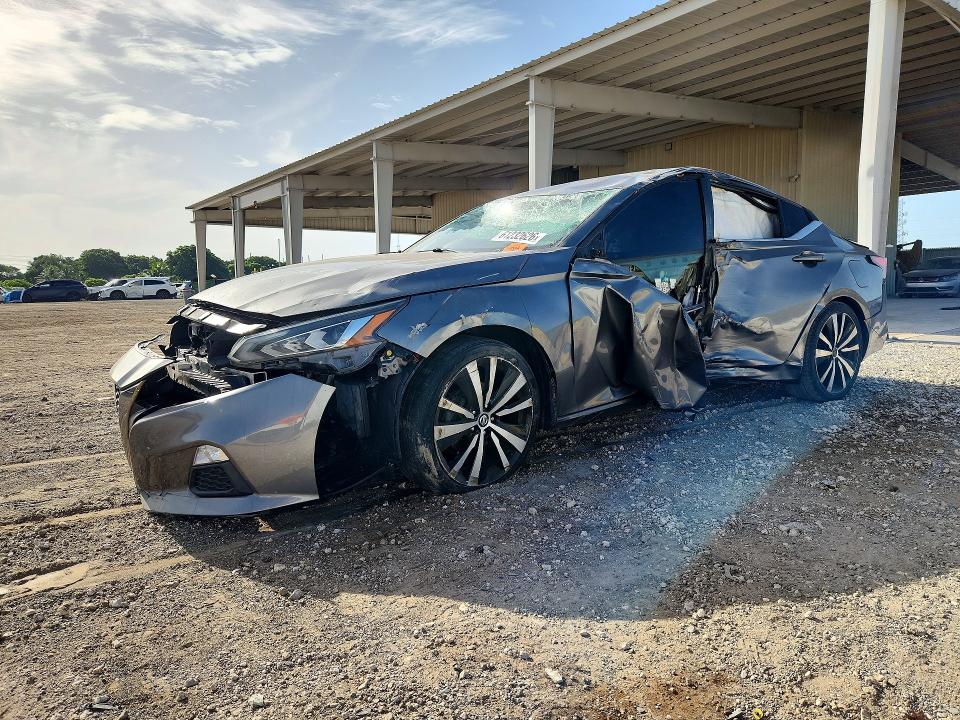 61232626 :رقم المزاد ، 1N4BL4CV2KC122140 vin ، 2019 Nissan Altima مزاد بيع