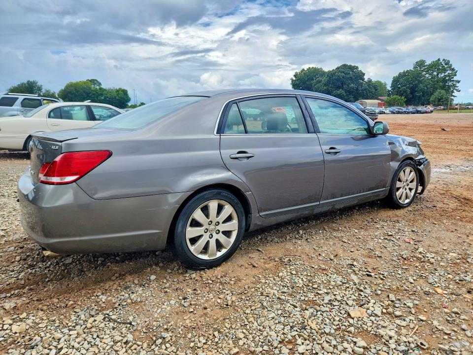 60986296 :رقم المزاد ، 4T1BK36B37U215514 vin ، 2007 Toyota Avalon مزاد بيع