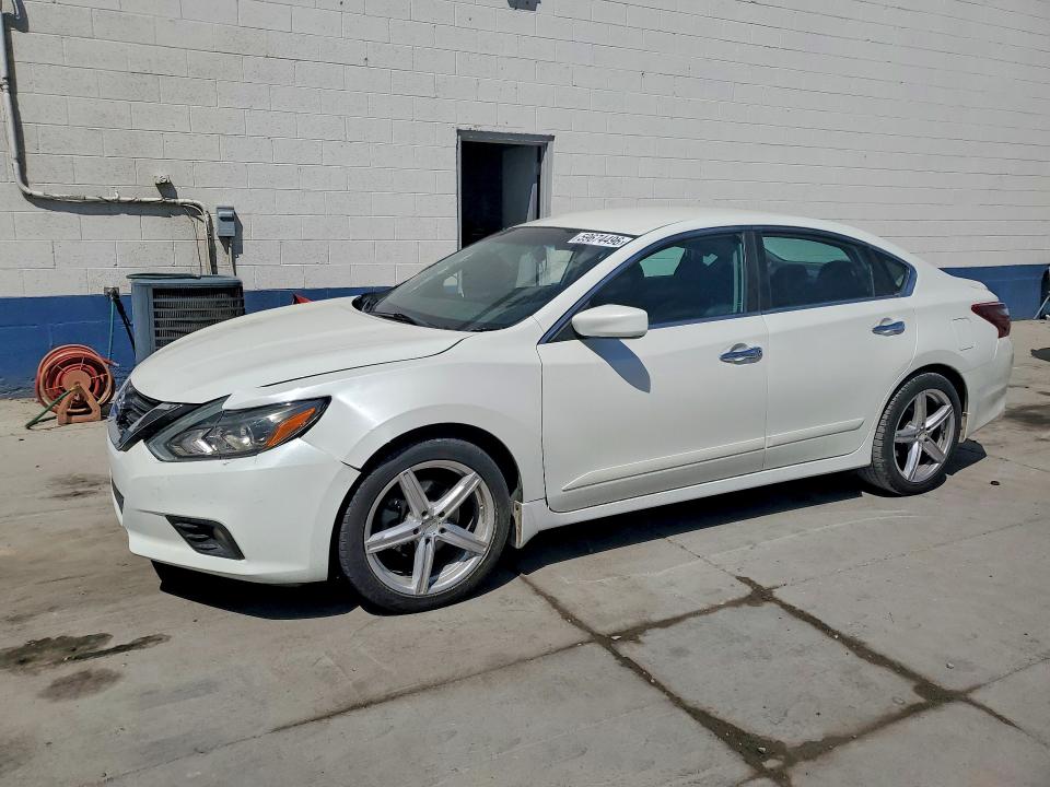 59674496 :رقم المزاد ، 1N4AL3AP0HN347468 vin ، 2017 Nissan Altima مزاد بيع
