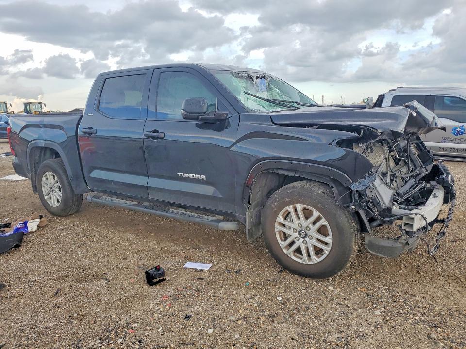 Продажа на аукционе авто 2026 Toyota Tundra, vin: 5TFLA5DB9TX383645, номер лота: 60310306