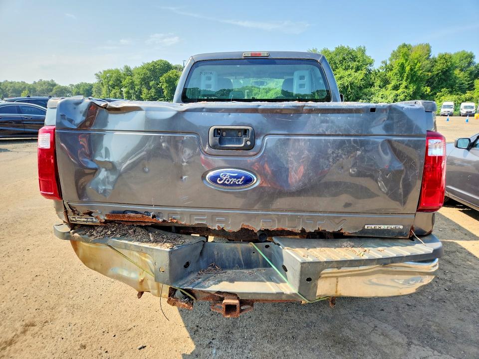 Auction sale of the 2015 Ford F250, vin: 1FT7X2B6XFEC94560, lot number: 62630536