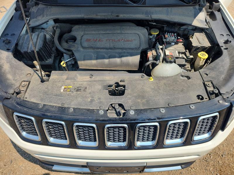 62616076 :رقم المزاد ، 3C4NJDCBXJT307350 vin ، 2018 Jeep Compass مزاد بيع