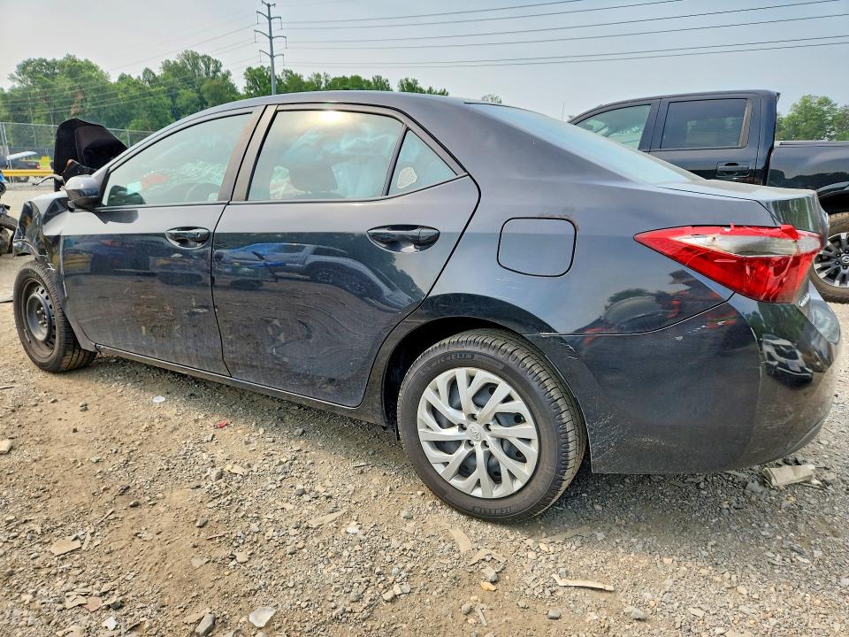 61132516 :رقم المزاد ، 2T1BURHE1HC787544 vin ، 2017 Toyota Corolla مزاد بيع