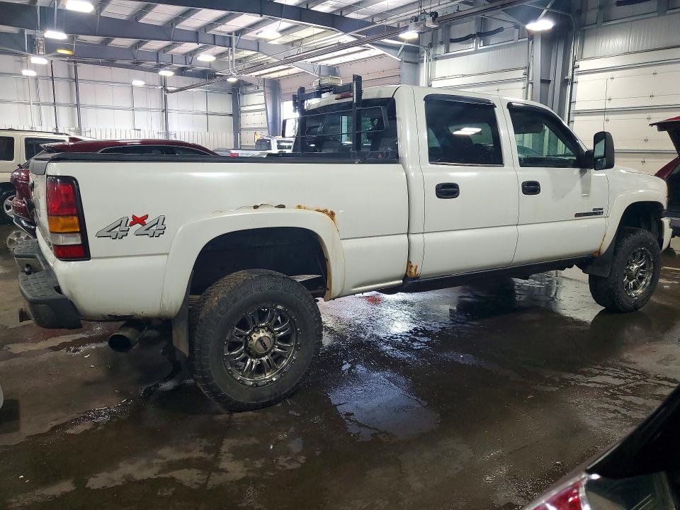 60168526 :رقم المزاد ، 1GTHK23215F851461 vin ، 2005 Gmc Sierra مزاد بيع