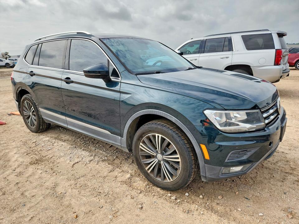 Продажа на аукционе авто 2018 Volkswagen Tiguan, vin: 3VV3B7AX3JM013787, номер лота: 60203856