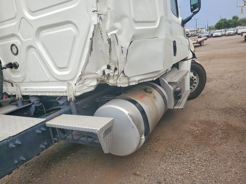 Продажа на аукционе авто 2023 Freightliner Cascadia 126, vin: 3AKJHHDR6PSUC9004, номер лота: 53583586