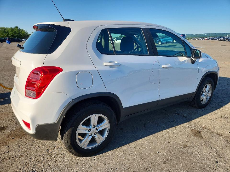 2017 Chevrolet Trax მანქანა იყიდება აუქციონზე, vin: 3GNCJNSB8HL283419, აუქციონის ნომერი: 61892586