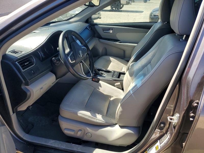 85982655 :رقم المزاد ، 4T1BD1FK2FU145582 vin ، 2015 Toyota Camry Hybrid مزاد بيع