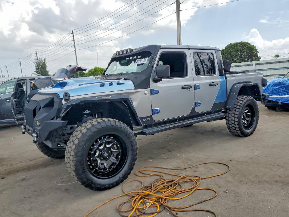 61737456 :رقم المزاد ، 1C6HJTAG4LL215629 vin ، 2020 Jeep Gladiator مزاد بيع
