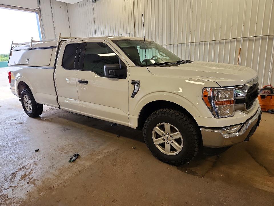 62121676 :رقم المزاد ، 1FTFX1E5XMKF14531 vin ، 2021 Ford F150 مزاد بيع