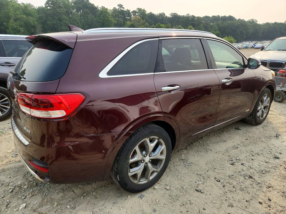 60526706 :رقم المزاد ، 5XYPKDA56HG221344 vin ، 2017 Kia Sorento مزاد بيع