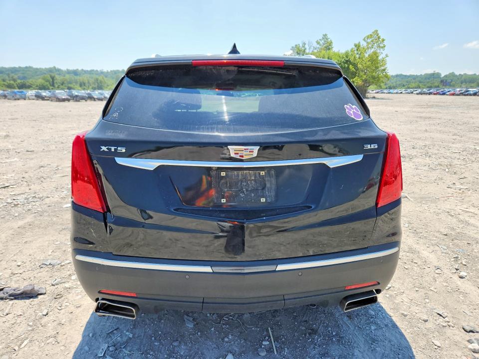 60223756 :رقم المزاد ، 1GYKNCRS2KZ108421 vin ، 2019 Cadillac Xt5 مزاد بيع