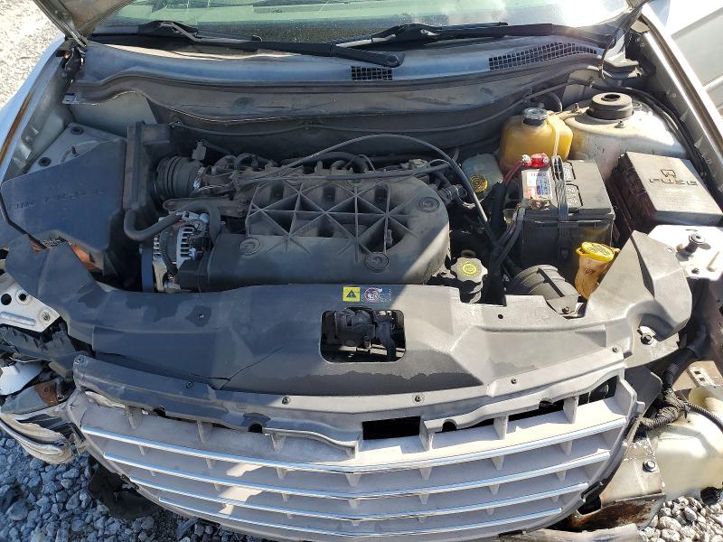 61539846 :رقم المزاد ، 2C8GM68454R581454 vin ، 2004 Chrysler Pacifica مزاد بيع