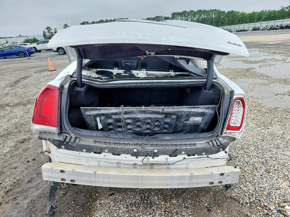61679616 :رقم المزاد ، 2C3CCAAG6KH694007 vin ، 2019 Chrysler 300 مزاد بيع