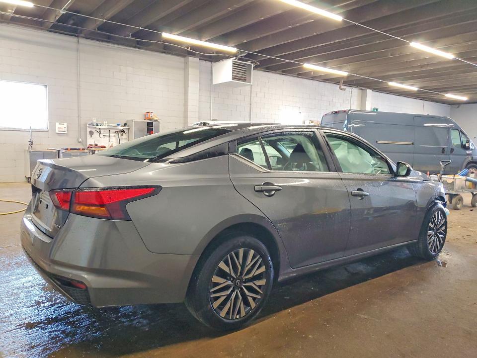 2026 Nissan Altima მანქანა იყიდება აუქციონზე, vin: 1N4BL4DW9TN327676, აუქციონის ნომერი: 61161846