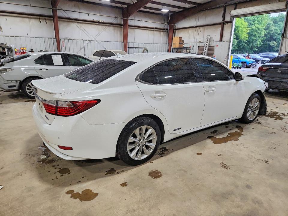 Продажа на аукционе авто 2014 Lexus Es, vin: JTHBW1GG4E2066562, номер лота: 62243876