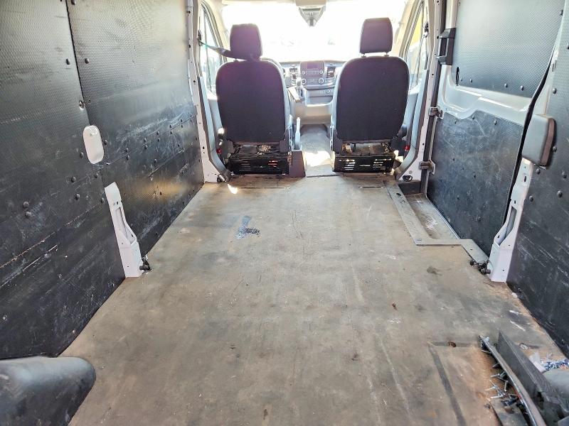 61025446 :رقم المزاد ، 1FTBR1C82LKB44969 vin ، 2020 Ford Transit مزاد بيع
