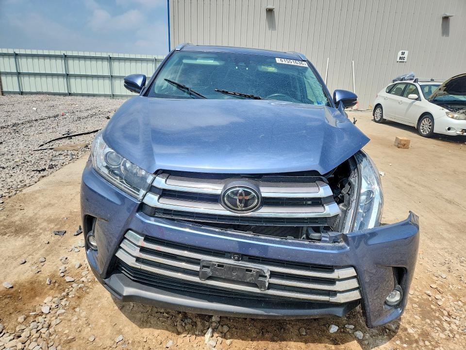 2019 Toyota Highlander მანქანა იყიდება აუქციონზე, vin: 5TDDZRFH7KS917476, აუქციონის ნომერი: 61551636