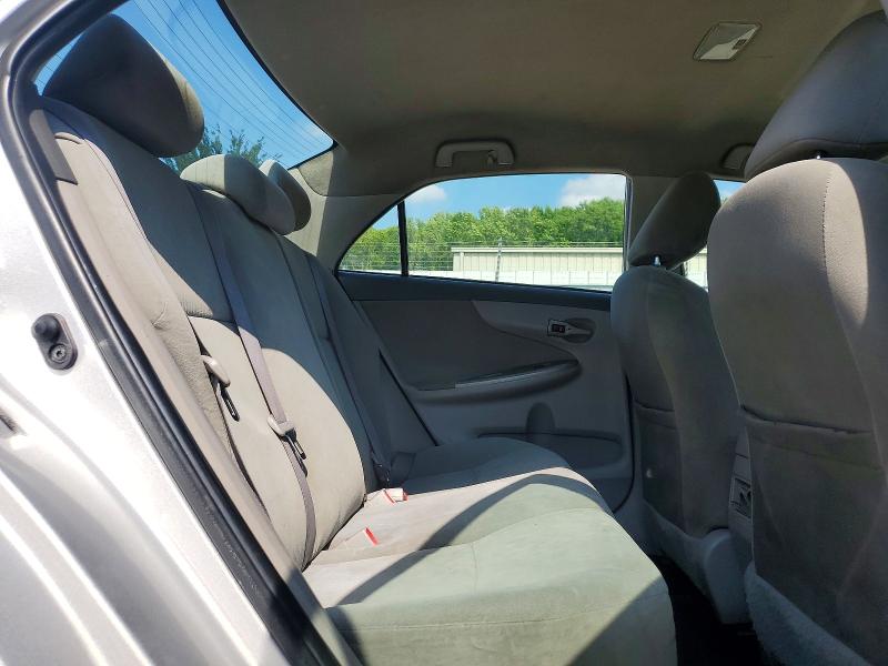 60412366 :رقم المزاد ، 2T1BU4EE9AC281375 vin ، 2010 Toyota Corolla مزاد بيع