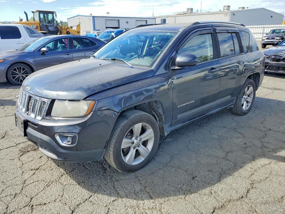 2015 Jeep Compass მანქანა იყიდება აუქციონზე, vin: 1C4NJCEA1FD192178, აუქციონის ნომერი: 62002996