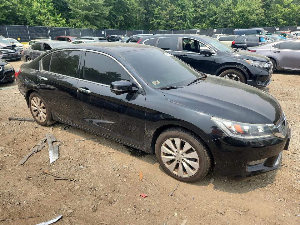 Продаж на аукціоні авто 2015 Honda Accord, vin: 1HGCR3F89FA020642, номер лоту: 61432686