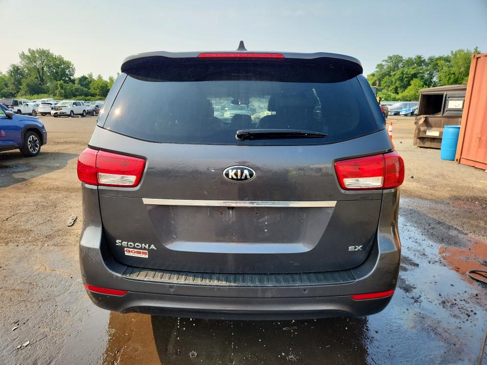 Продаж на аукціоні авто 2016 Kia Sedona, vin: KNDMC5C11G6140611, номер лоту: 61048326
