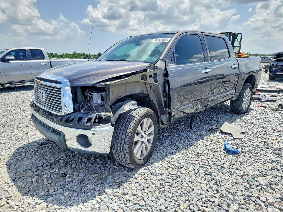 60059596 :رقم المزاد ، 5TFFY5F11BX106791 vin ، 2011 Toyota Tundra مزاد بيع