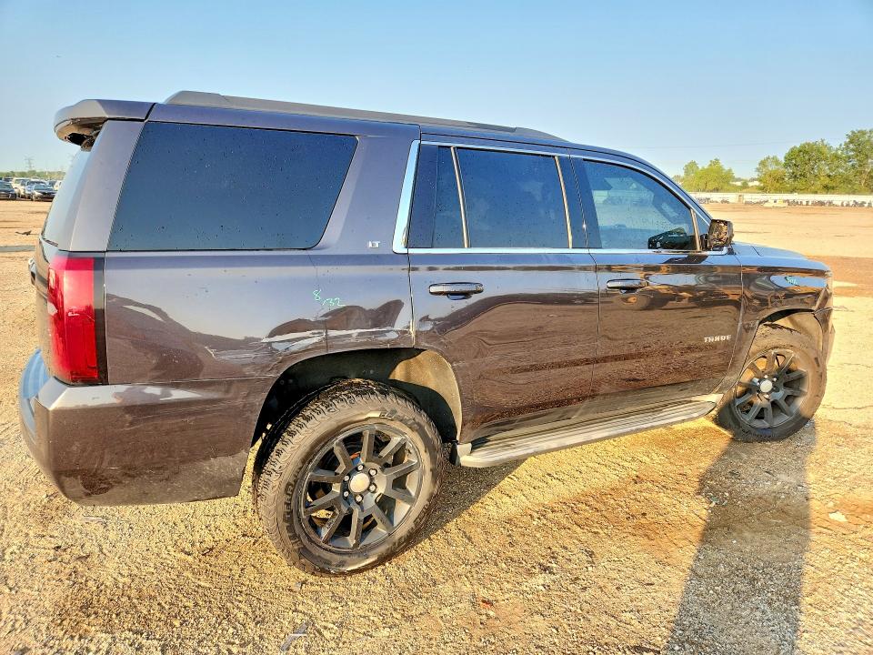 62611866 :رقم المزاد ، 1GNSKBKC0FR231031 vin ، 2015 Chevrolet Tahoe مزاد بيع
