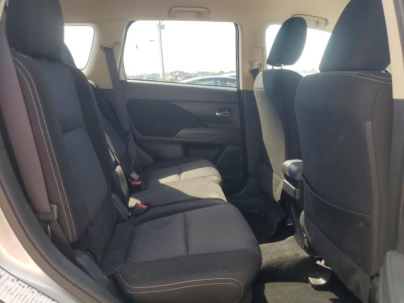 58578996 :رقم المزاد ، JA4AD3A34JZ023064 vin ، 2018 Mitsubishi Outlander مزاد بيع
