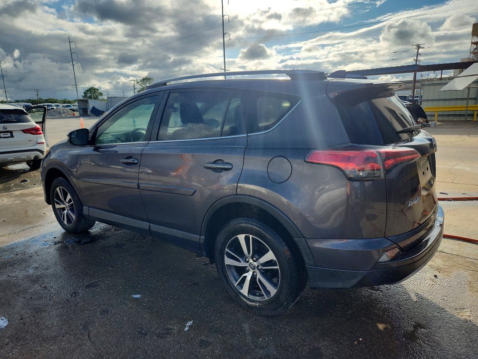 61928926 :رقم المزاد ، 2T3WFREV4HW322200 vin ، 2017 Toyota Rav4 مزاد بيع