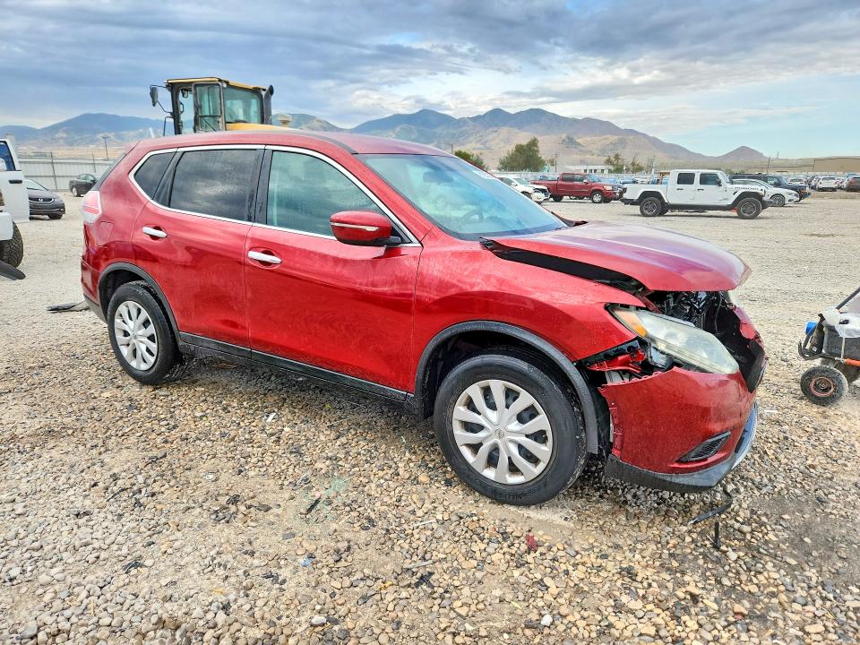 61357216 :رقم المزاد ، 5N1AT2MK8FC801541 vin ، 2015 Nissan Rogue مزاد بيع