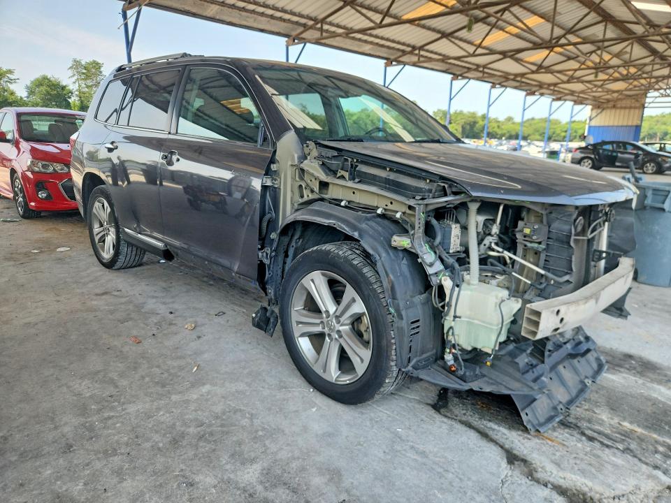 Auction sale of the 2011 Toyota Highlander, vin: 5TDYK3EH1BS042545, lot number: 62231366