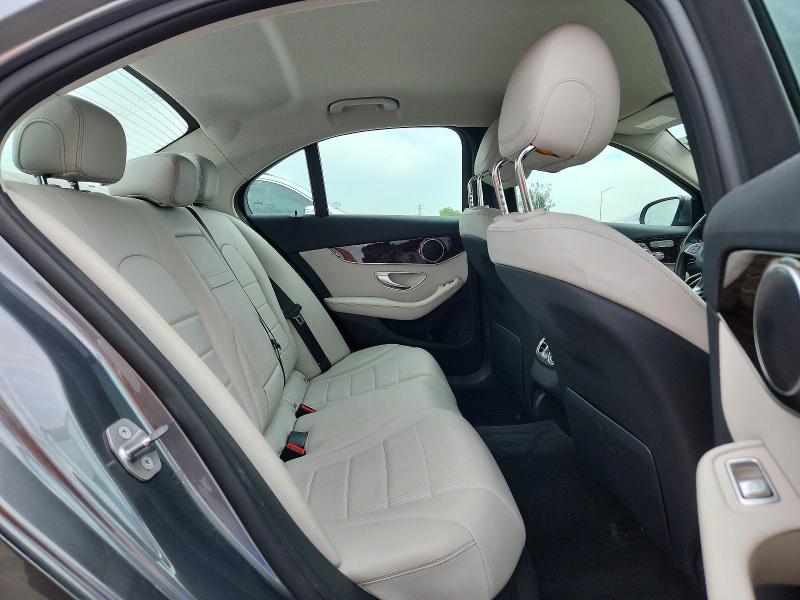 60479126 :رقم المزاد ، 55SWF4KB1HU213131 vin ، 2017 Mercedes-benz C مزاد بيع
