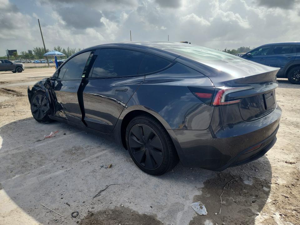 60371406 :رقم المزاد ، 5YJ3E1EA1SF996645 vin ، 2025 Tesla Model 3 مزاد بيع