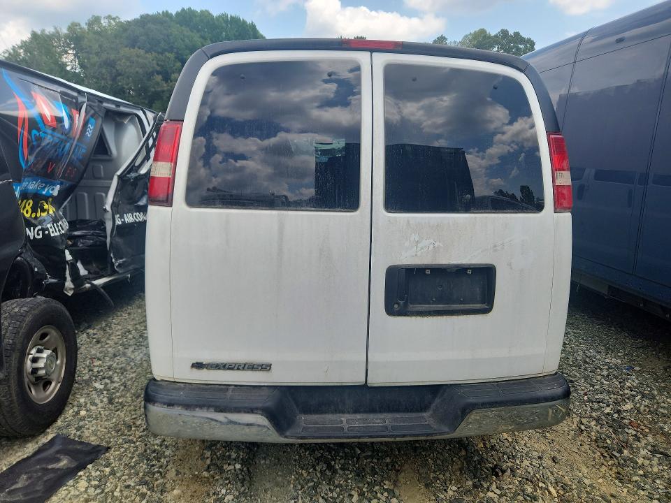 60041516 :رقم المزاد ، 1GAZGPFG1G1191733 vin ، 2016 Chevrolet Express G3500 مزاد بيع