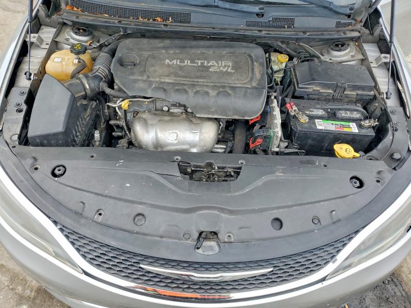 62576216 :رقم المزاد ، 1C3CCCAB8FN526012 vin ، 2015 Chrysler 200 مزاد بيع
