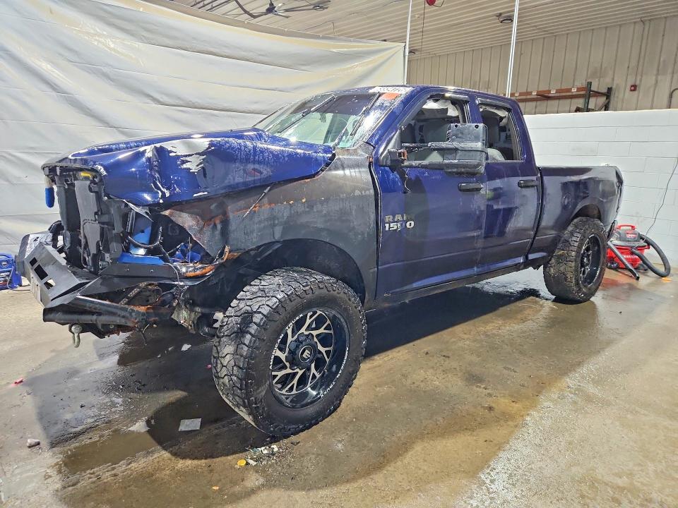 63334726 :رقم المزاد ، 1C6RR7FG0JS221492 vin ، 2018 Ram 1500 مزاد بيع
