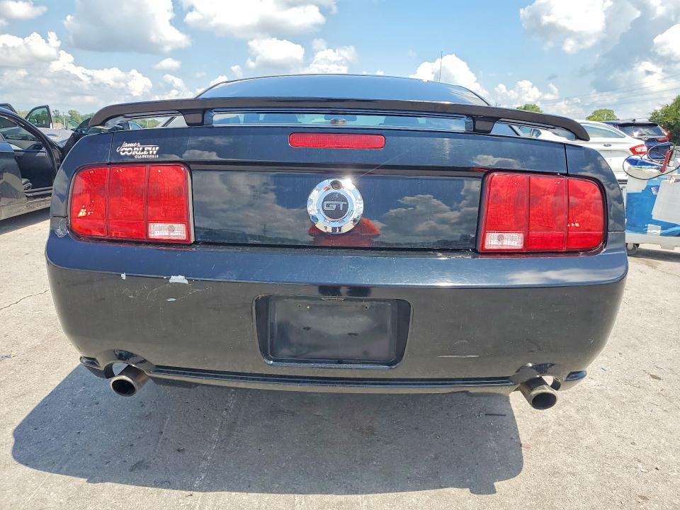 Продажа на аукционе авто 2007 Ford Mustang, vin: 1ZVFT82H175258105, номер лота: 61702406