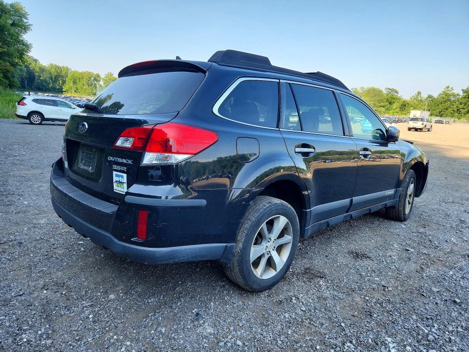 60383096 :رقم المزاد ، 4S4BRDSC3D2284632 vin ، 2013 Subaru Outback مزاد بيع